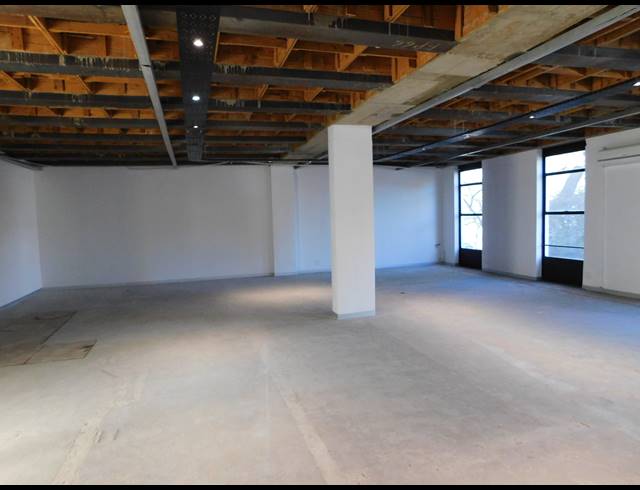 157M² OFFICE TO LET IN CRAIGHALL